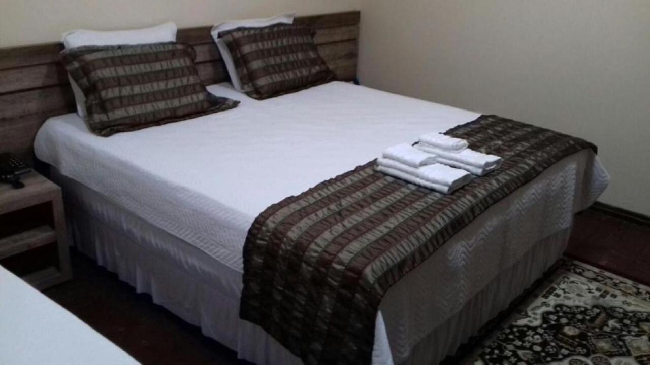 Open Hotel Telemaco Borba Exterior photo