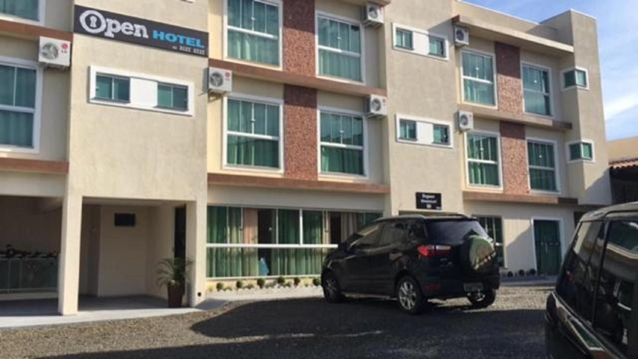 Open Hotel Telemaco Borba Exterior photo