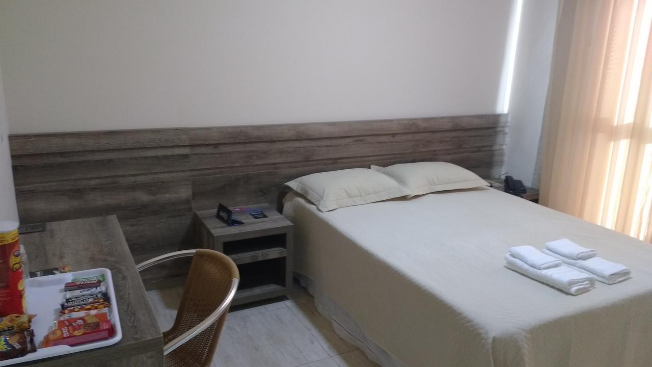 Open Hotel Telemaco Borba Exterior photo