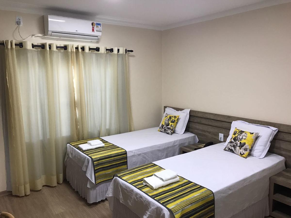 Open Hotel Telemaco Borba Exterior photo